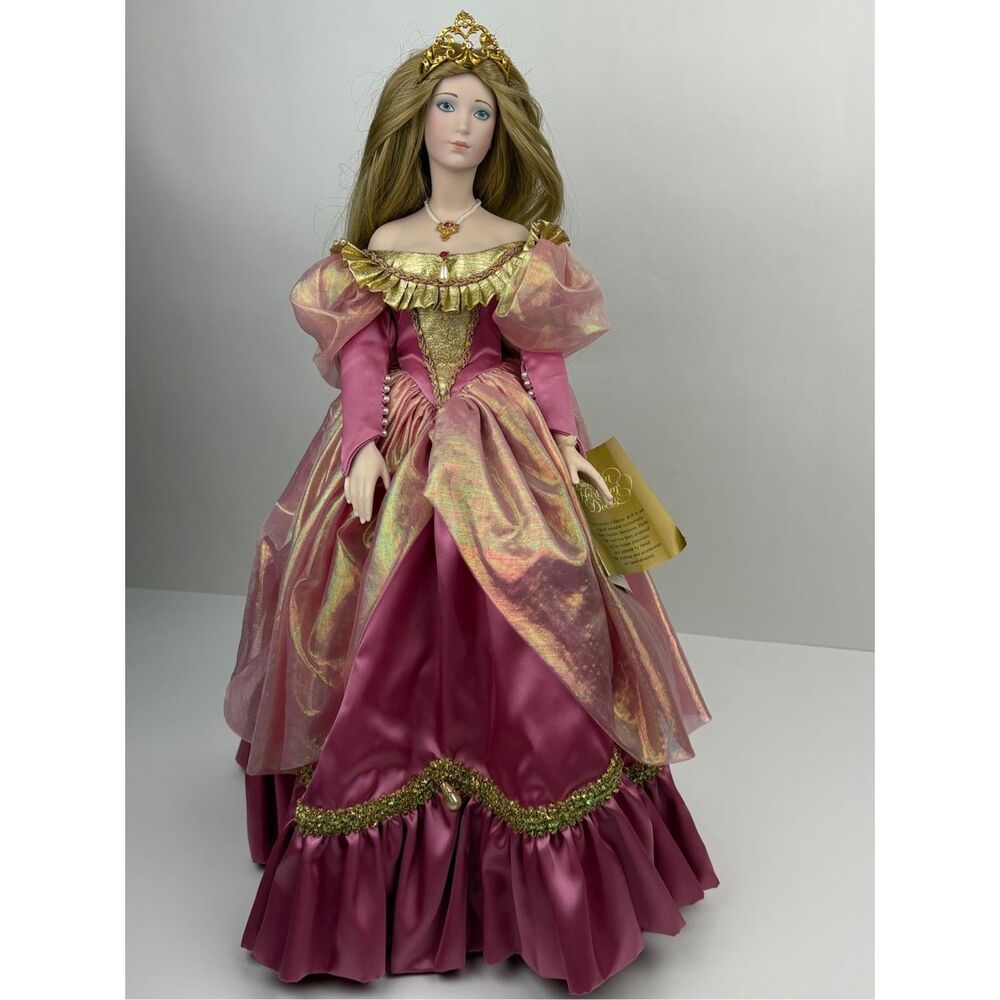 Vintage Franklin Mint Heirloom Cinderella Porcelain Doll 19in w/ Stand